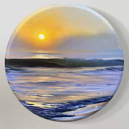 Golden Glow, acrylic on canvas 16 inch circle